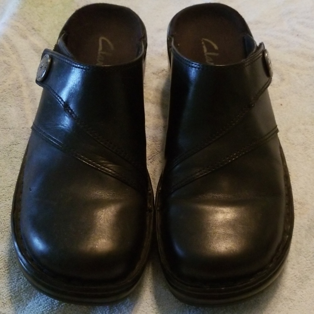 Clark clogs